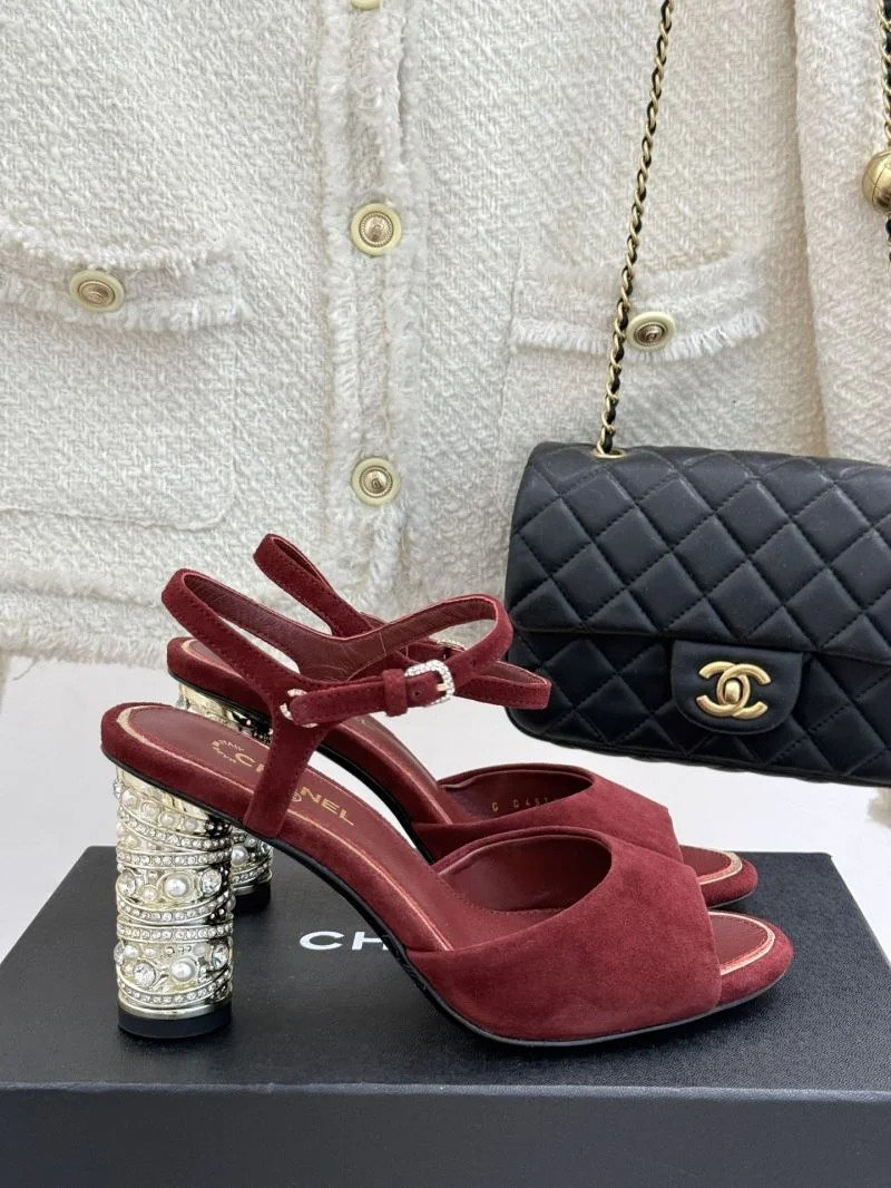 Neat Chanel Sandals 19895