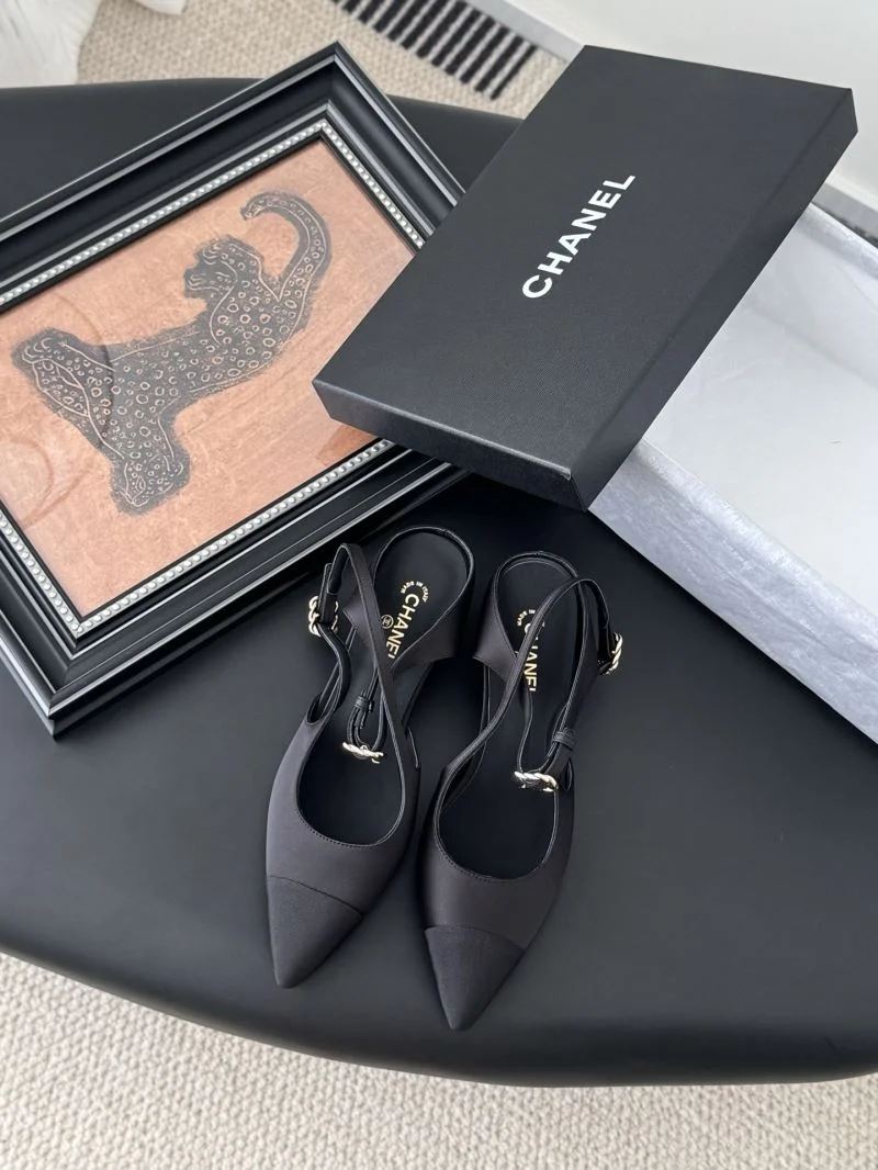 TravelReady Chanel Sandals 19191