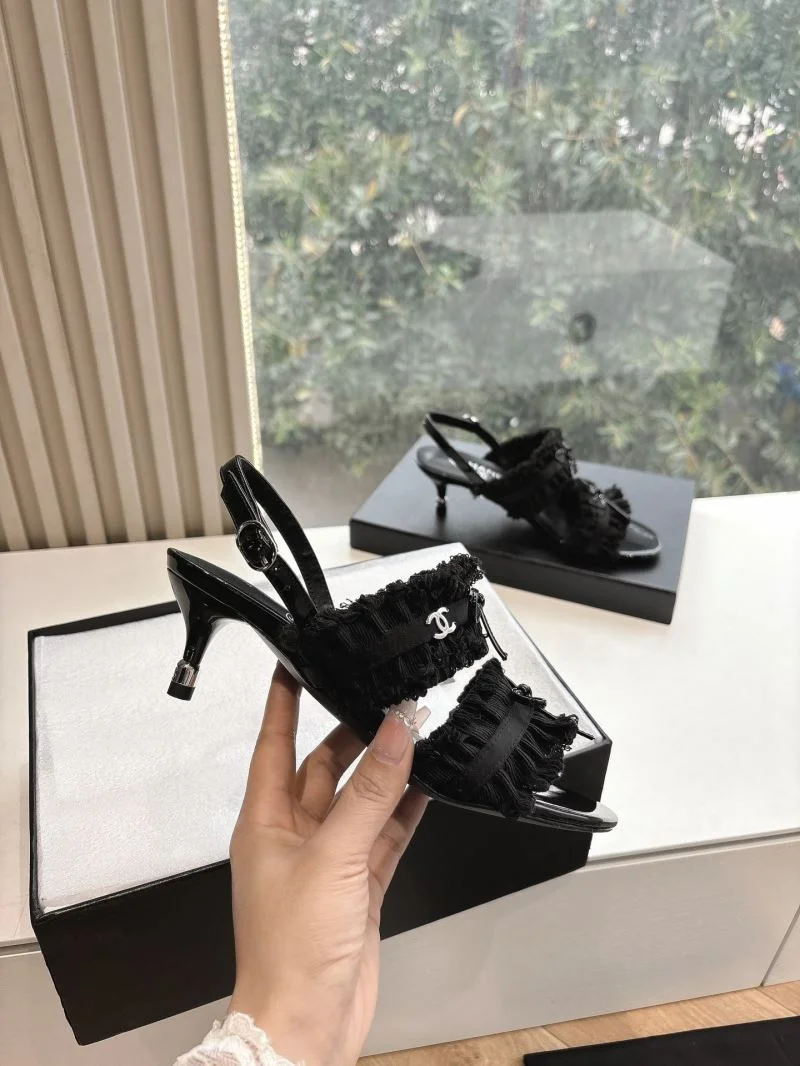 Minimalist Chanel Sandals 19180