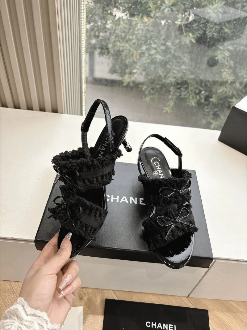 Minimalist Chanel Sandals 19180