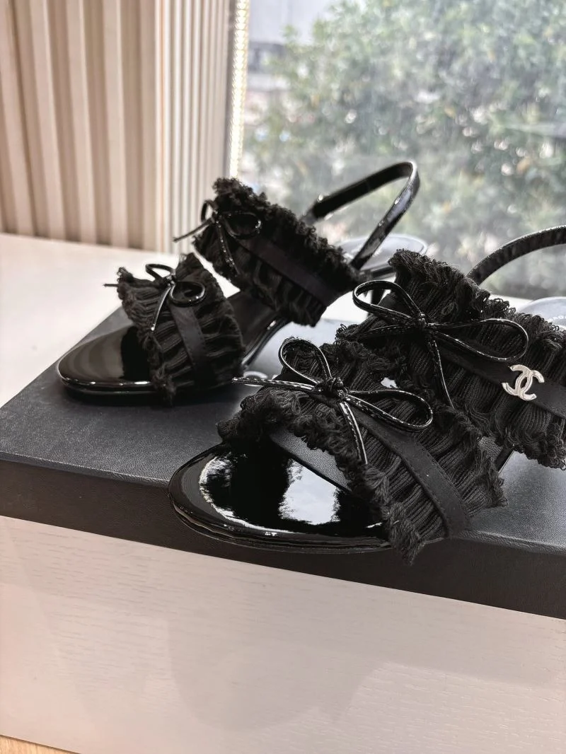 Minimalist Chanel Sandals 19180