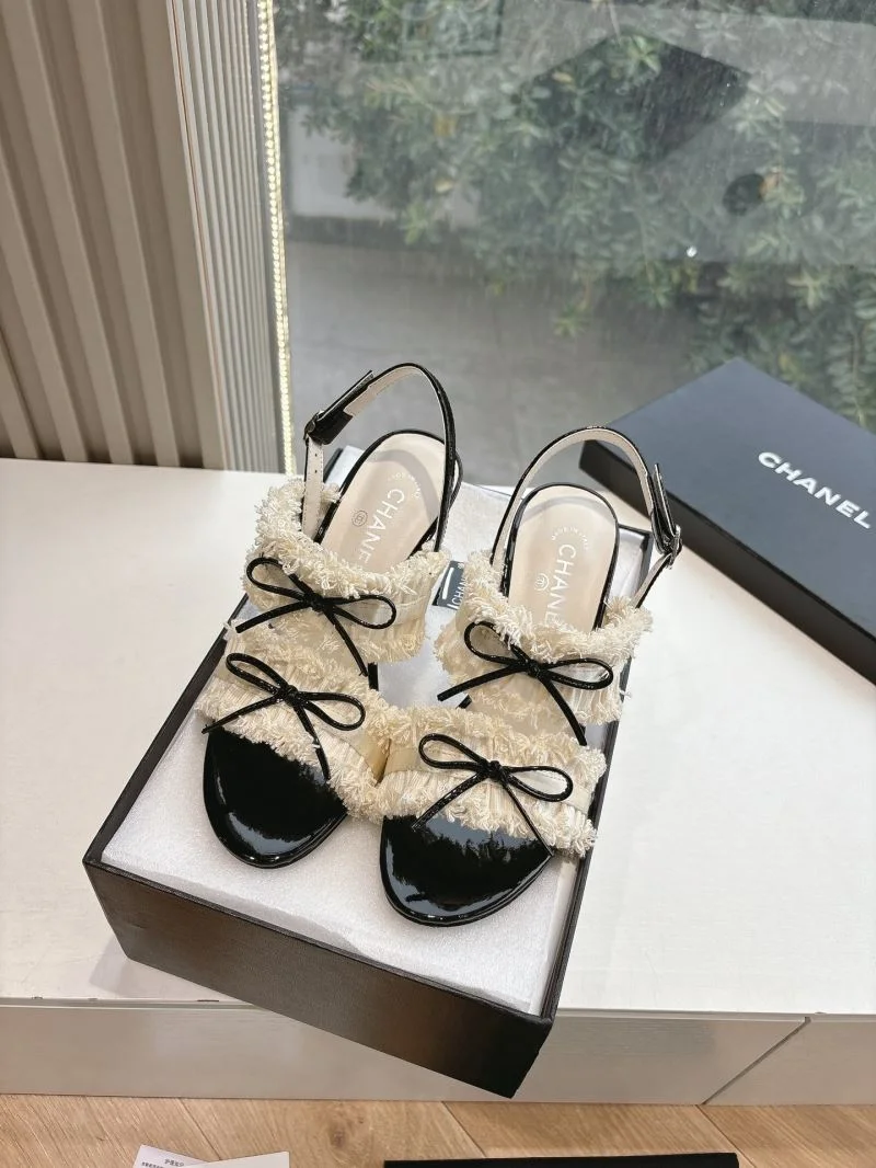 Trendsetting Chanel Sandals 19185
