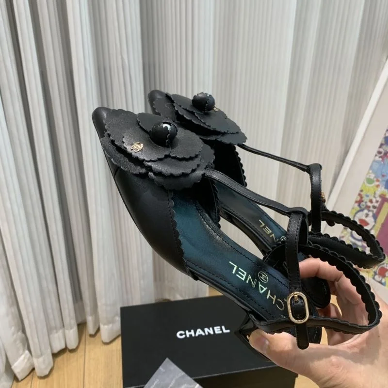 Chanel Sandals UrbanChic 19161
