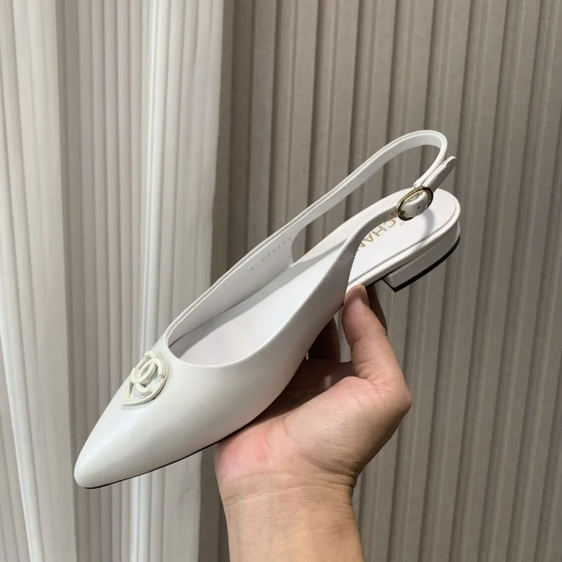 EyeCatching Chanel Sandals 19208
