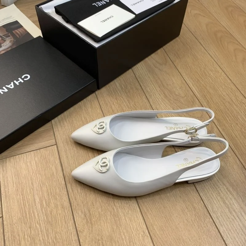 EyeCatching Chanel Sandals 19208