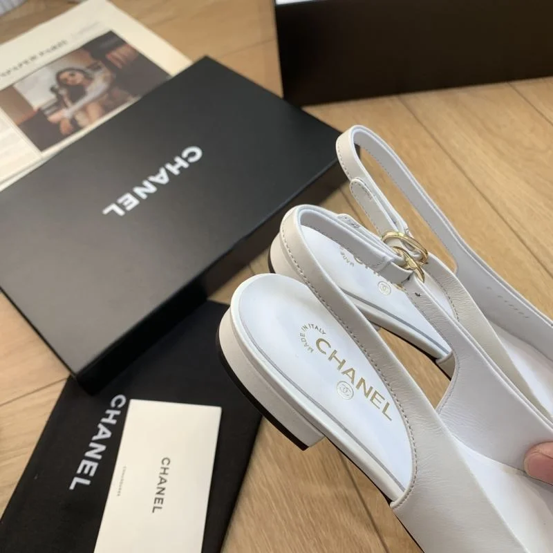 EyeCatching Chanel Sandals 19208