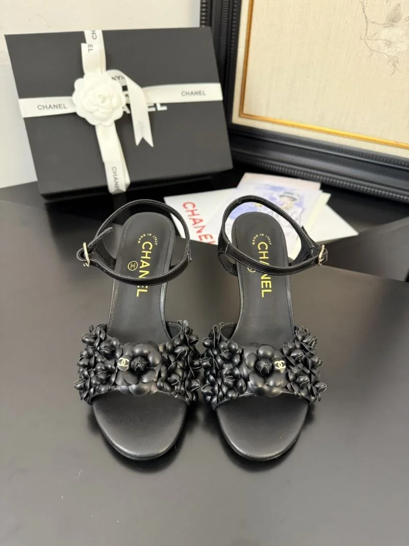 Flexible Chanel Sandals 19035