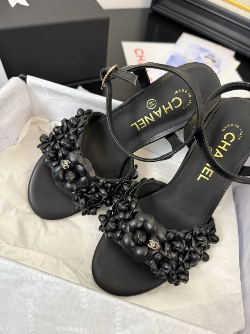 Flexible Chanel Sandals 19035