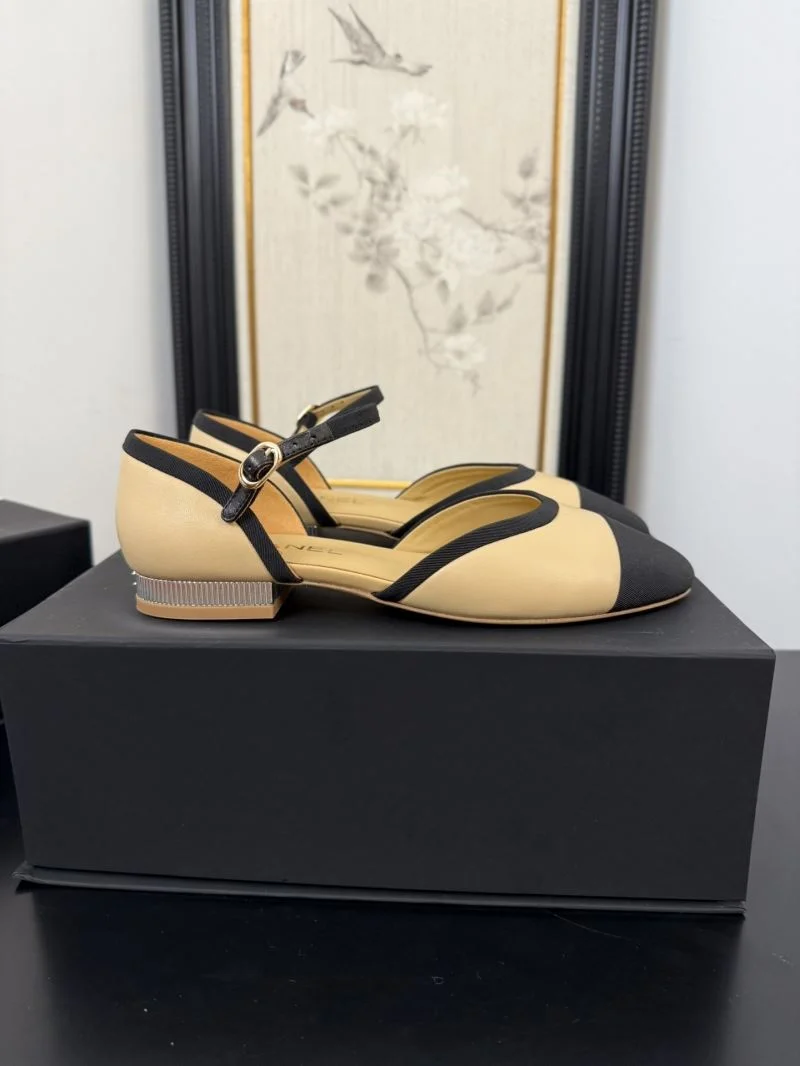 Modern Chanel Sandals 19111