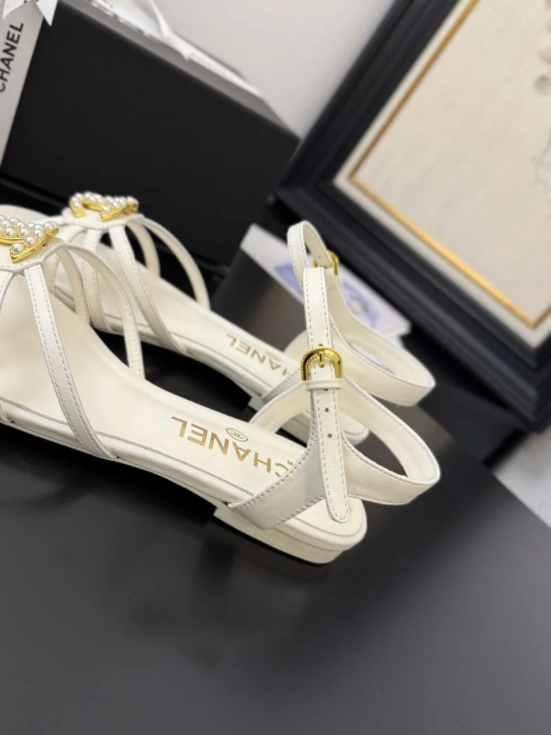 Refined Chanel Sandals 18992