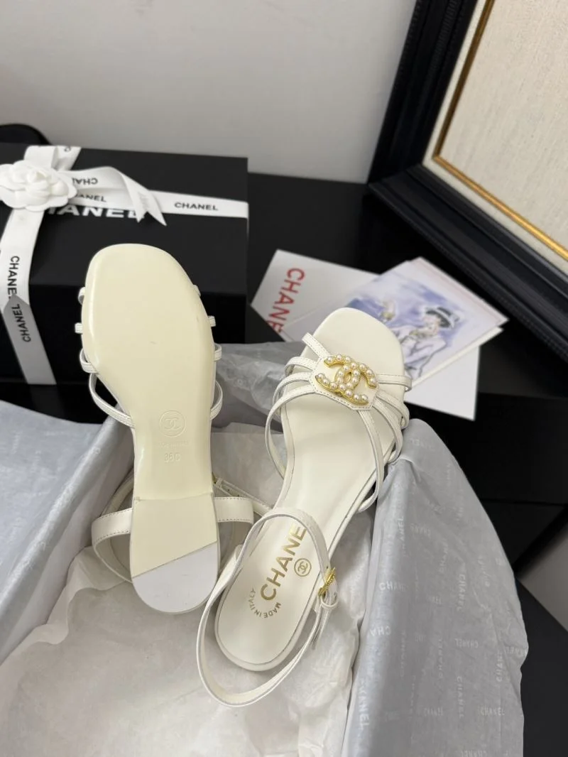 Refined Chanel Sandals 18992