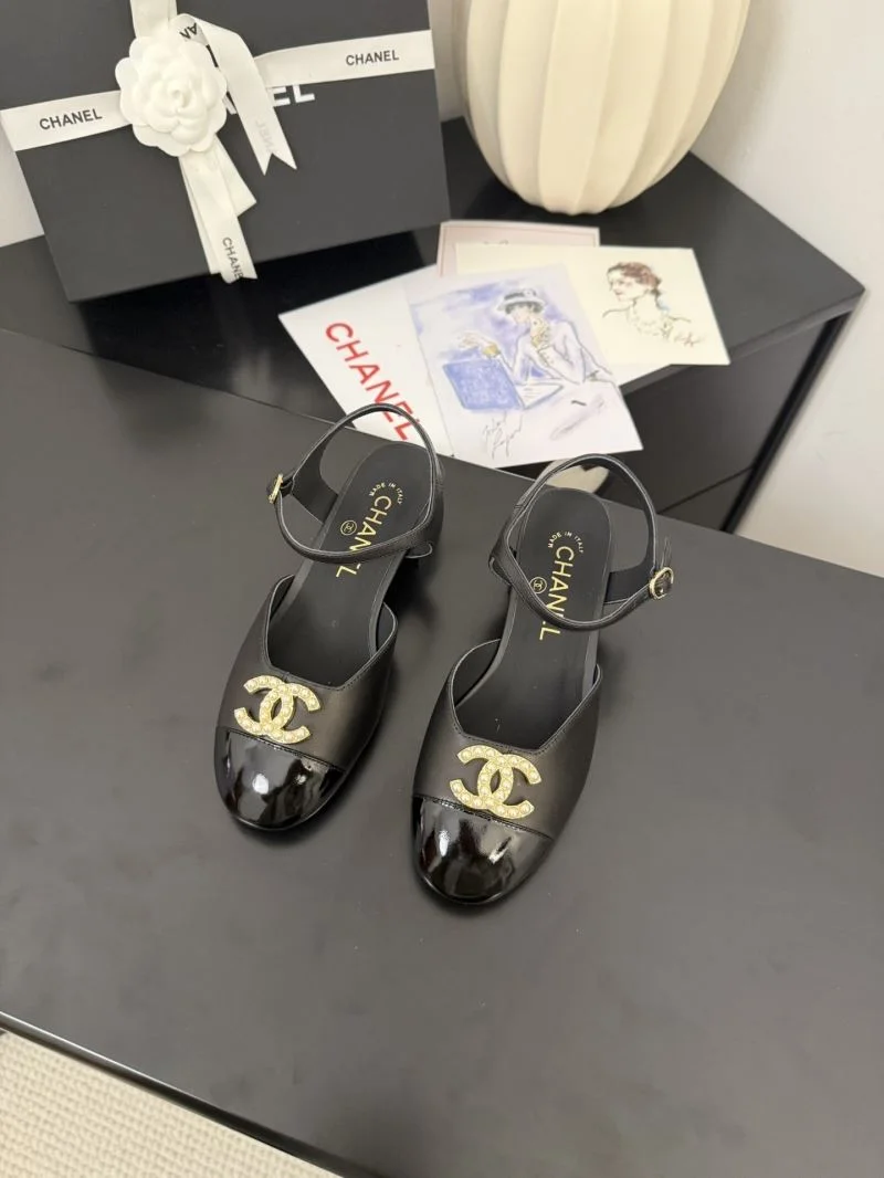 Chanel Sandals Compact 18982