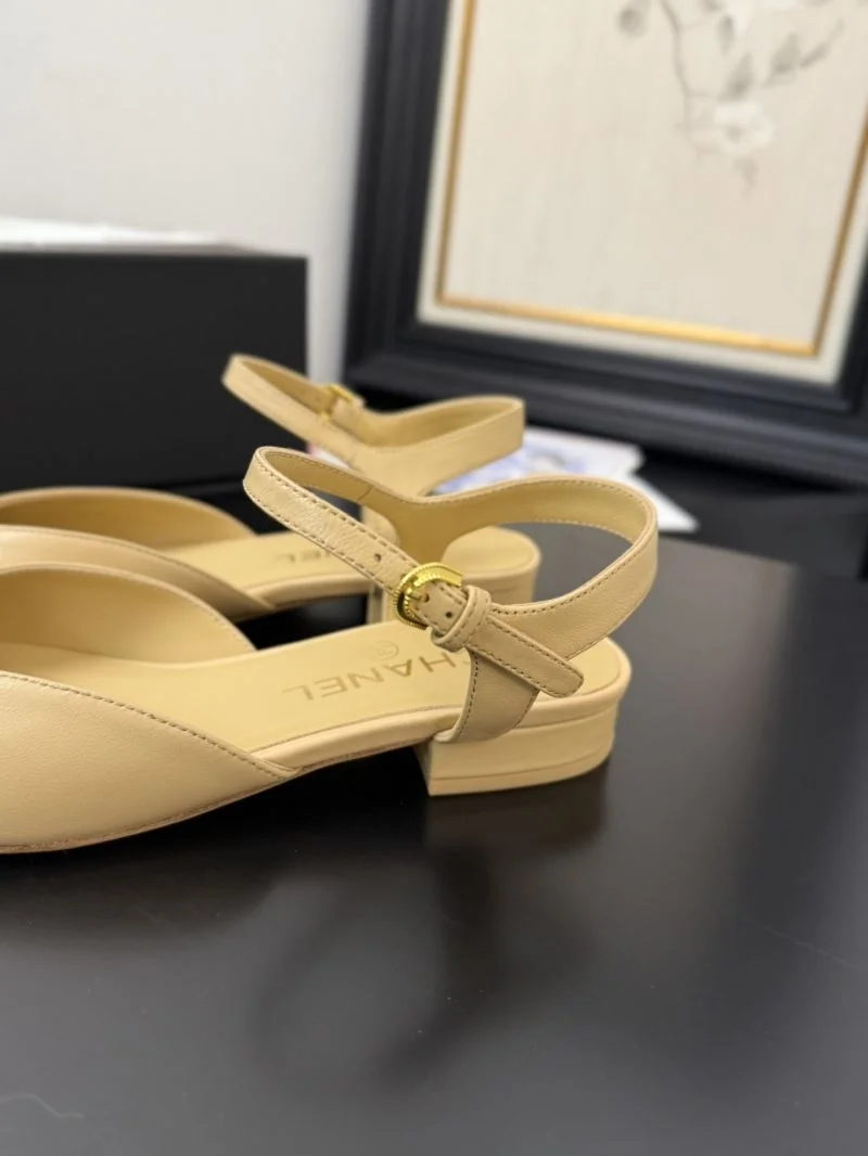 Effortless Chanel Sandals 18986
