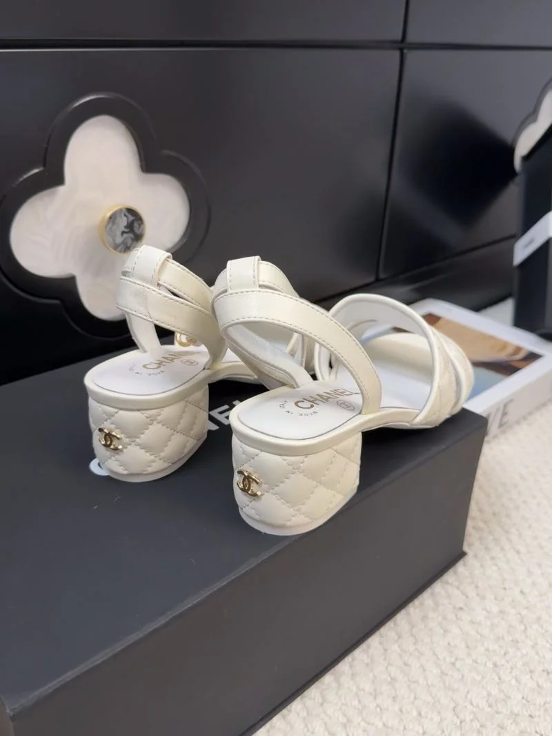 Practical Chanel Sandals 18969