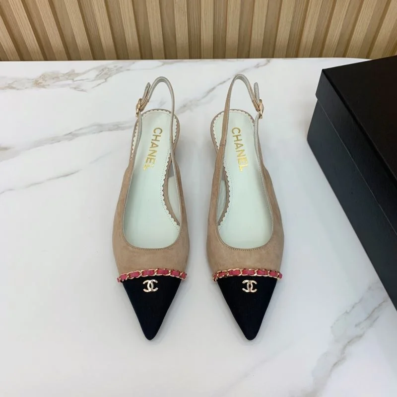 Contemporary Chanel Sandals 18993