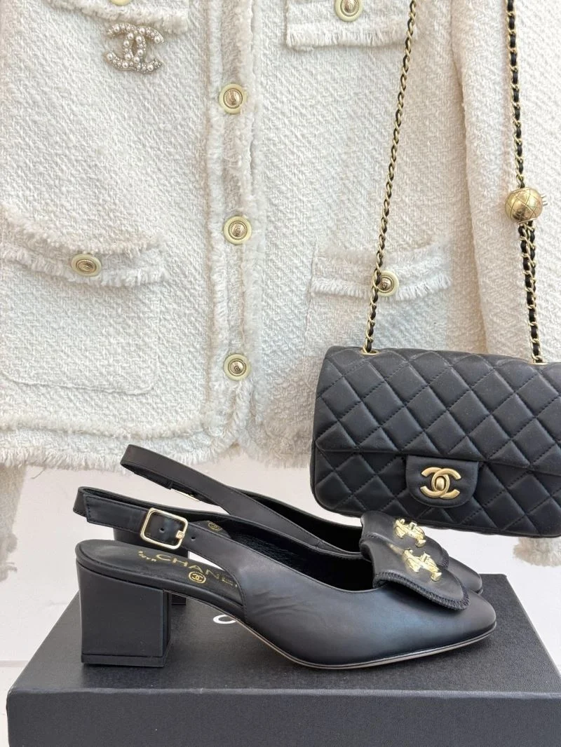 Durable Chanel Sandals 18938