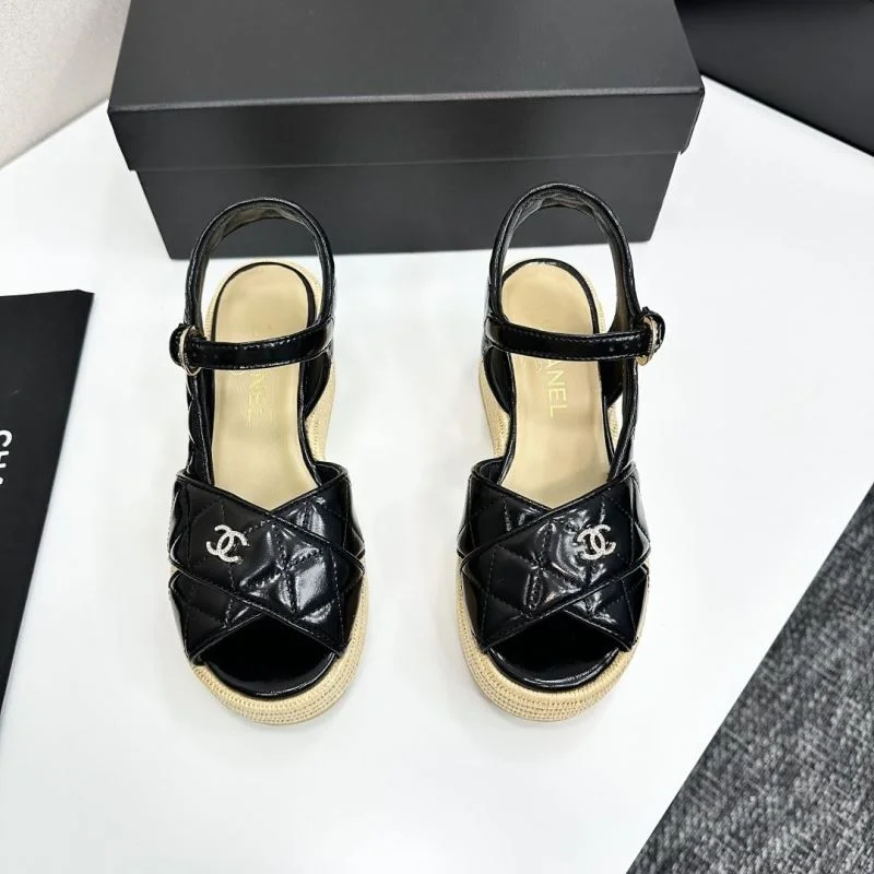 Compact Chanel Sandals 20425