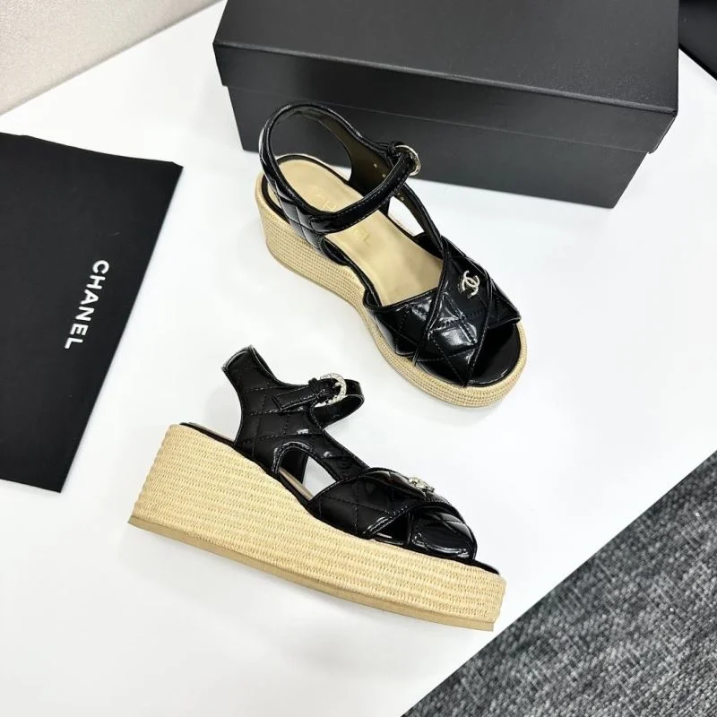 Compact Chanel Sandals 20425