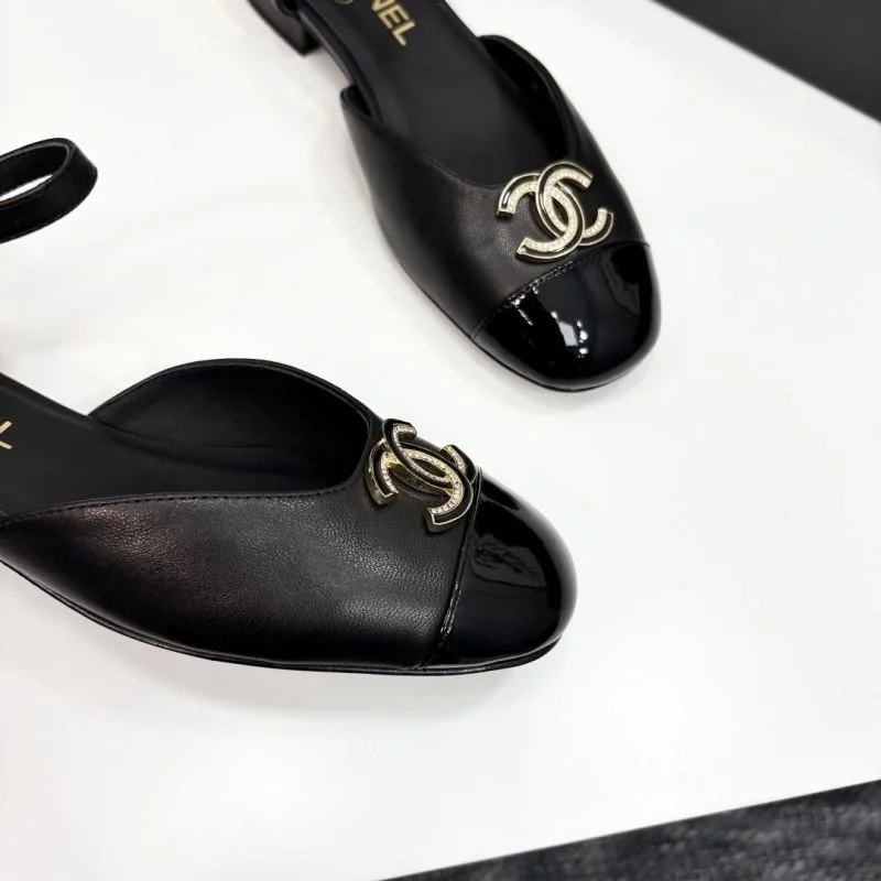 Resilient Chanel Sandals 20405