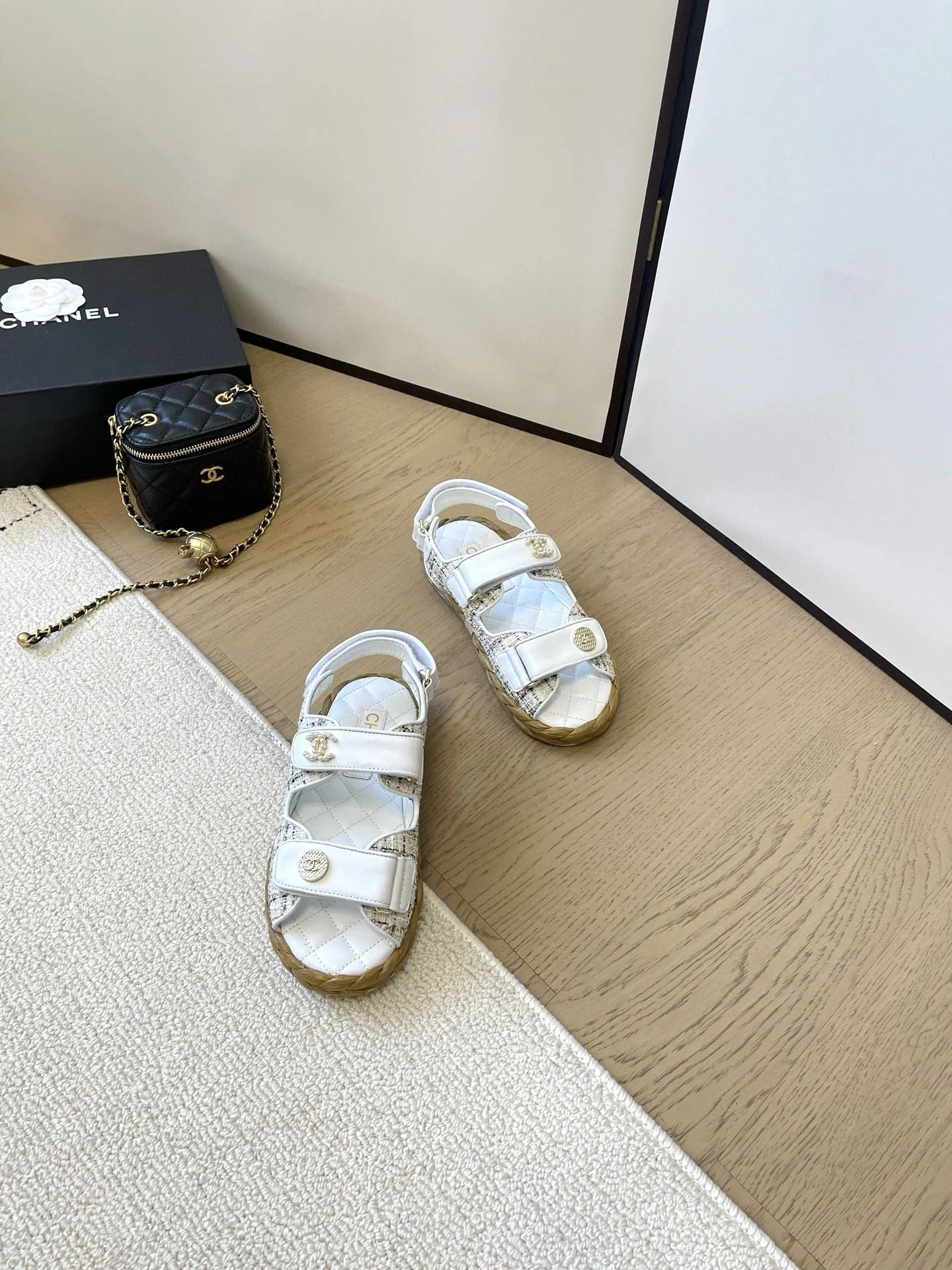 HighPerformance Chanel Sandals 18009