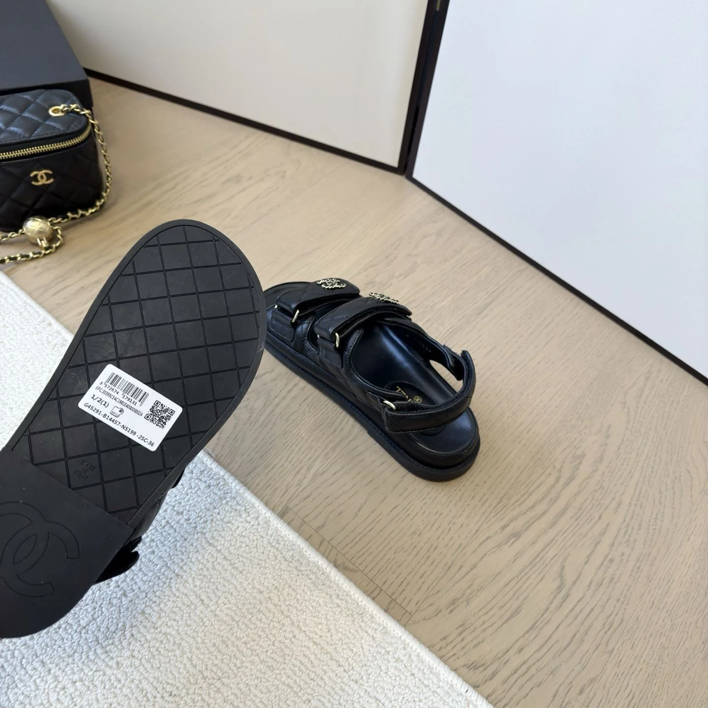 Casual Chanel Sandals 18017