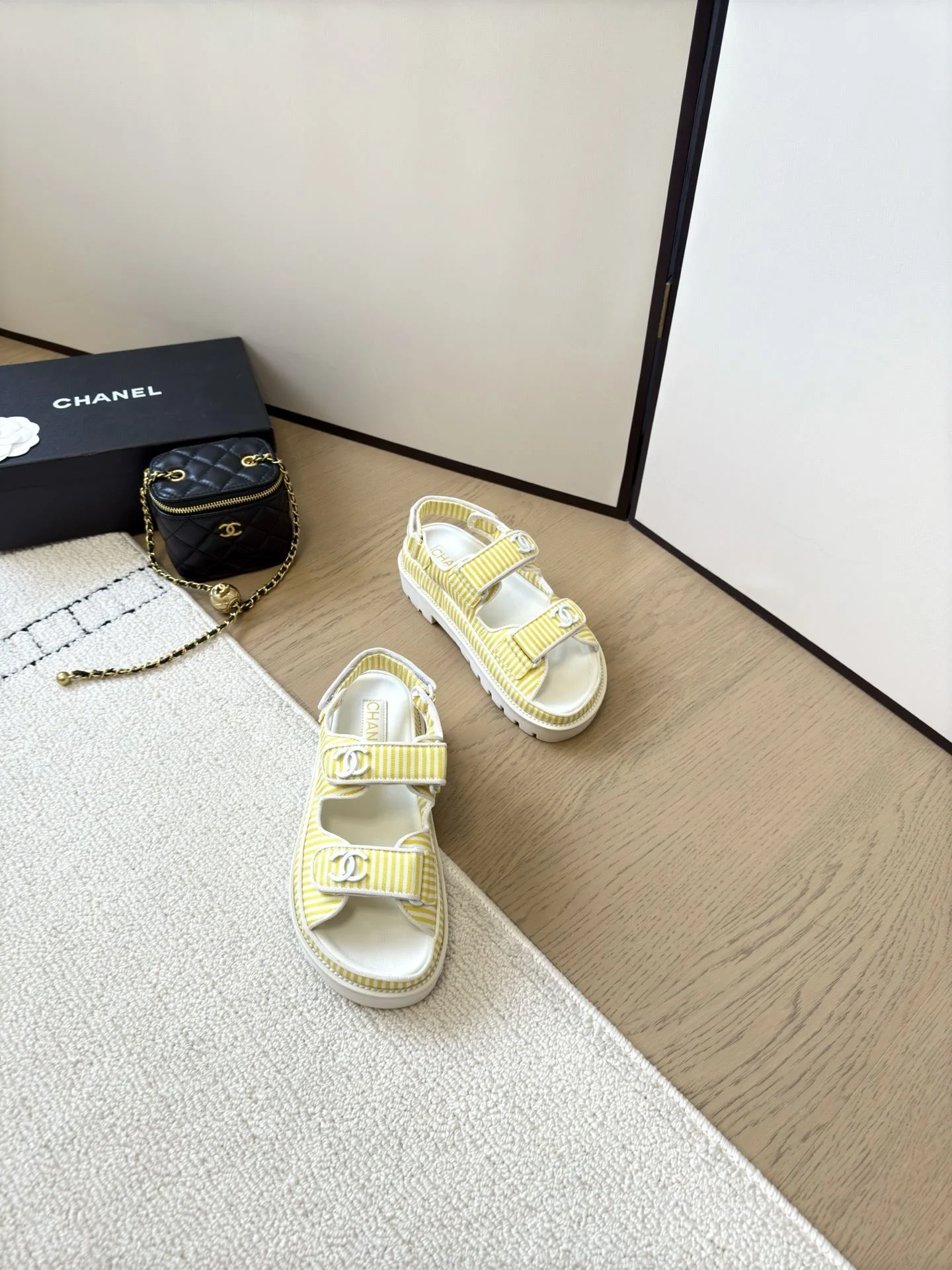 Chanel Sandals SmoothTexture 18013