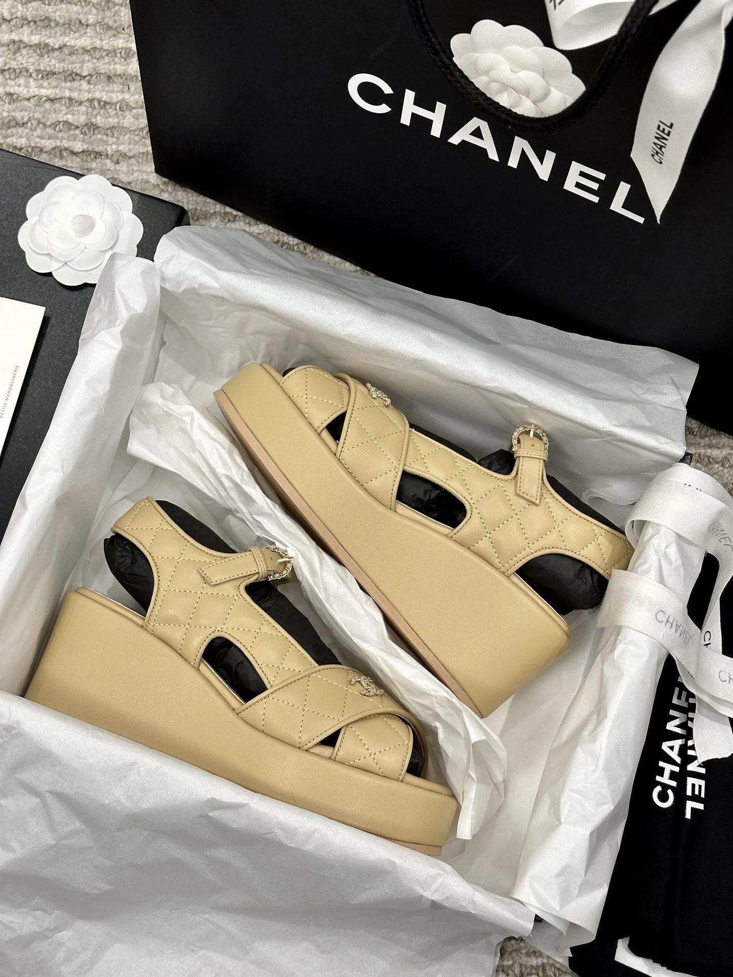 Chanel Sandals Supportive 18005