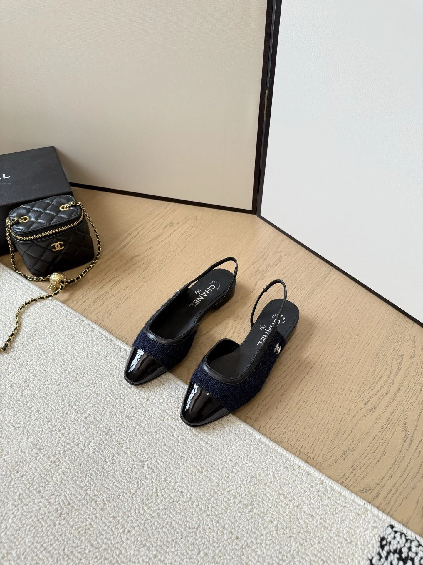 Chanel Sandals RelaxedFit 18061
