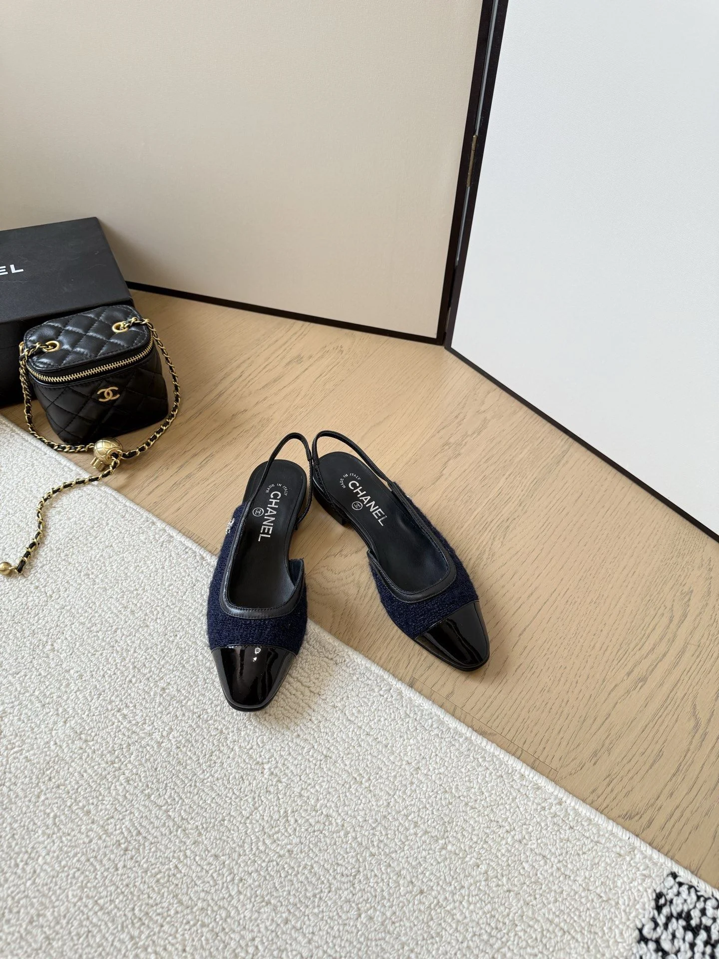 Chanel Sandals RelaxedFit 18061
