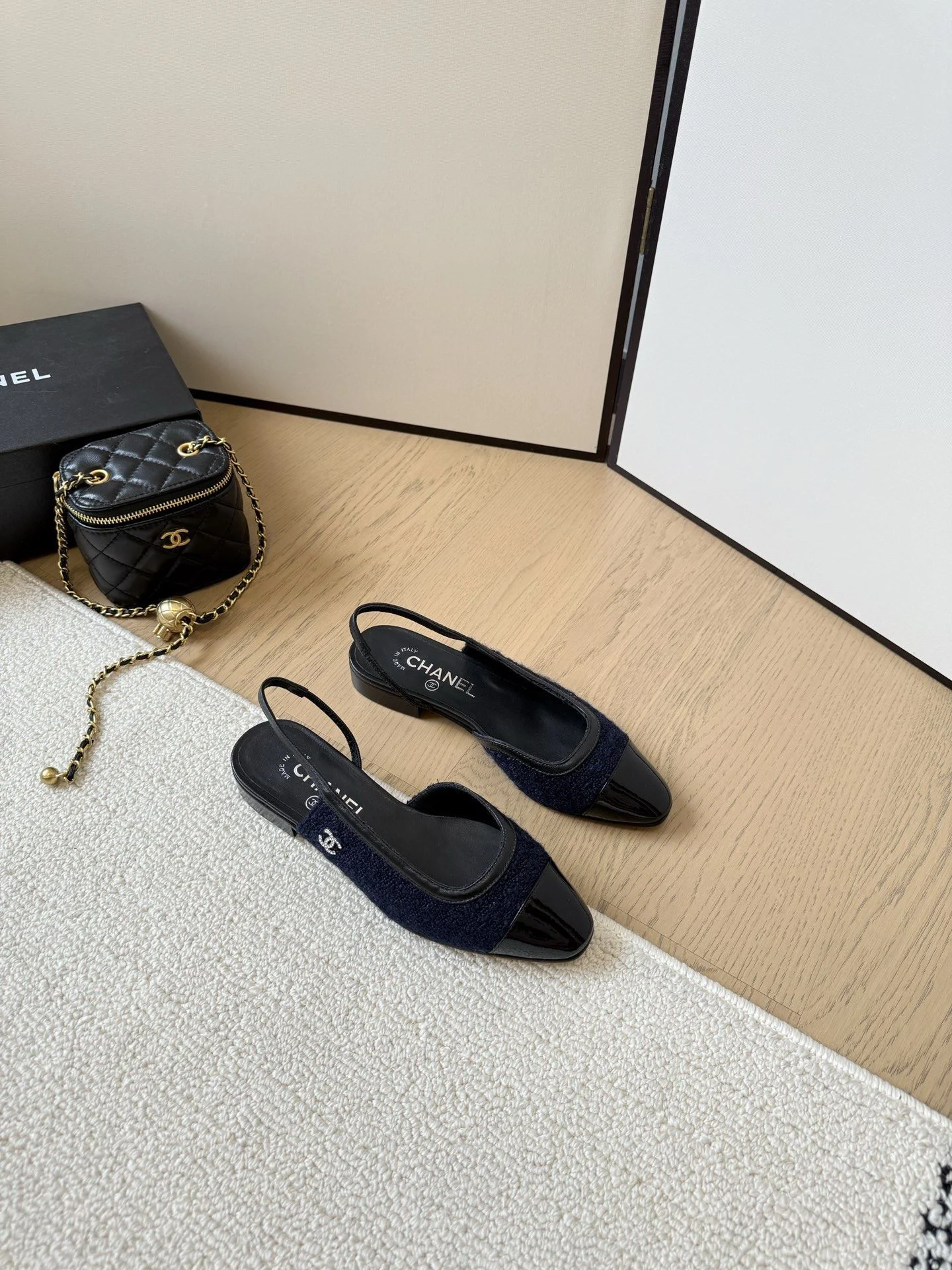 Chanel Sandals RelaxedFit 18061