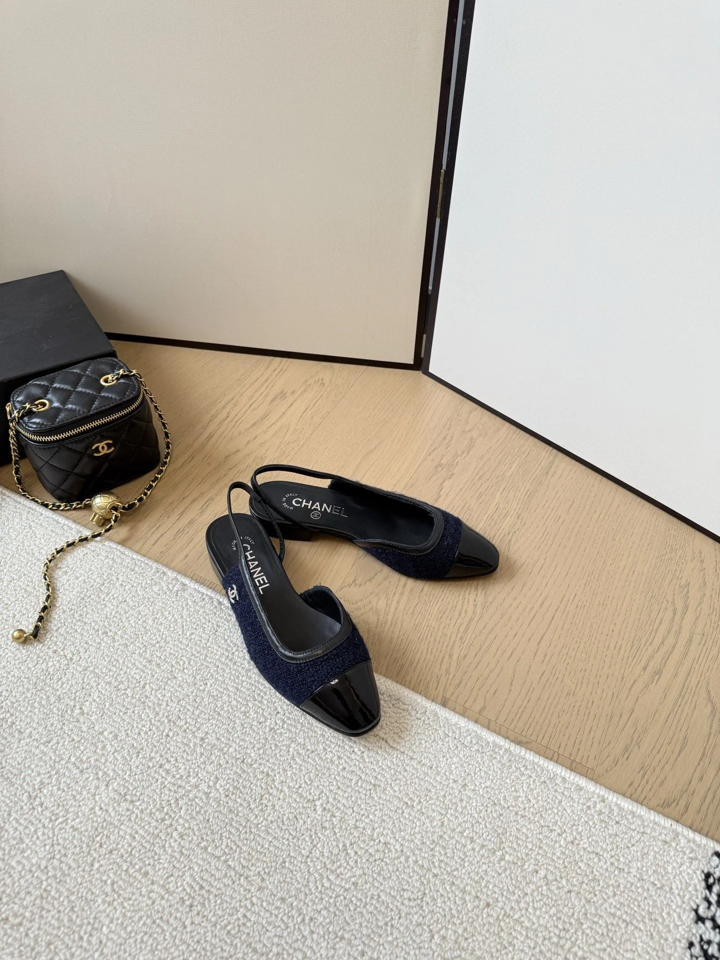 Chanel Sandals RelaxedFit 18061