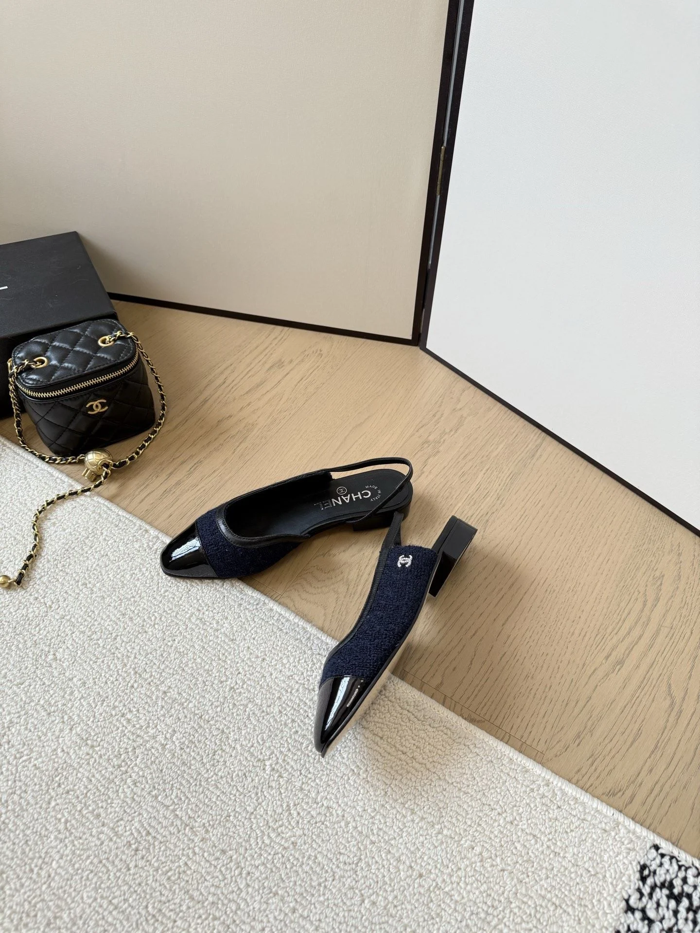 Chanel Sandals RelaxedFit 18061