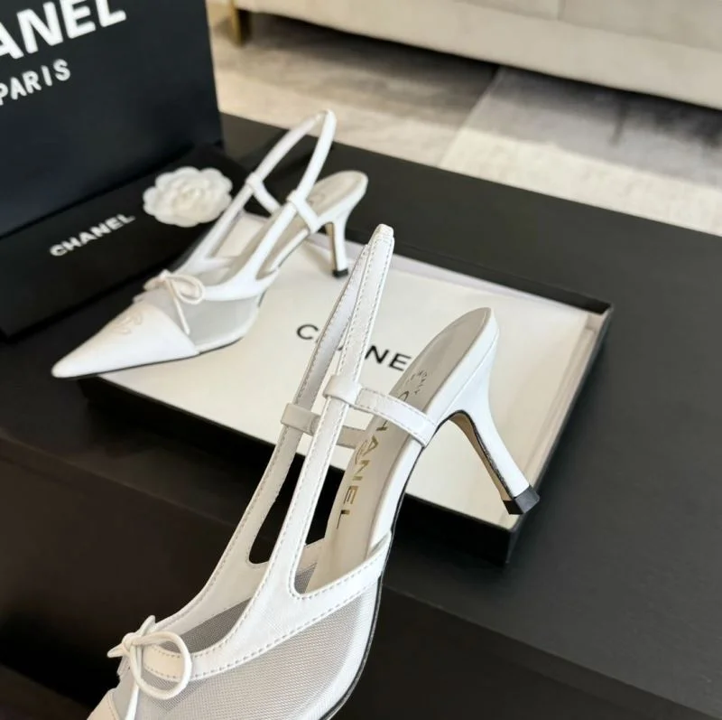 Vibrant Chanel Sandals 18006