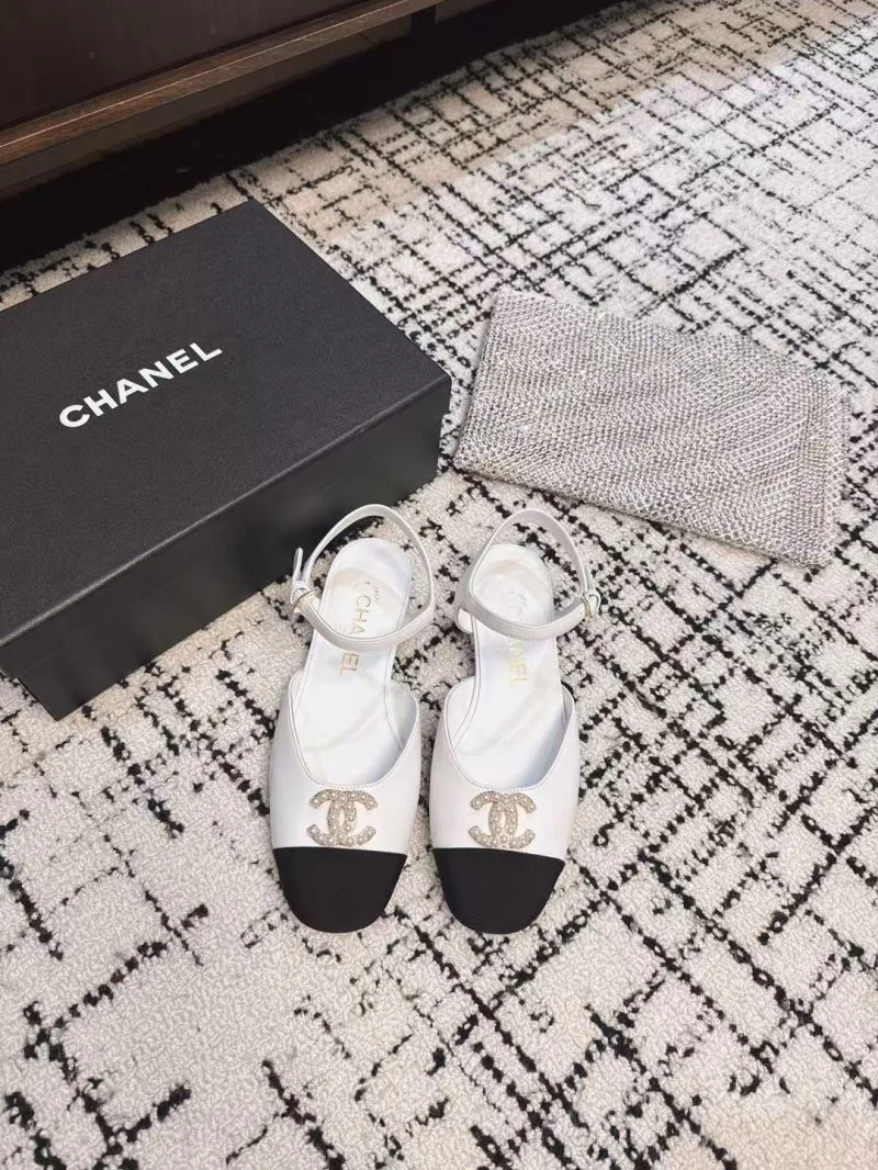 Packable Chanel Sandals 17974
