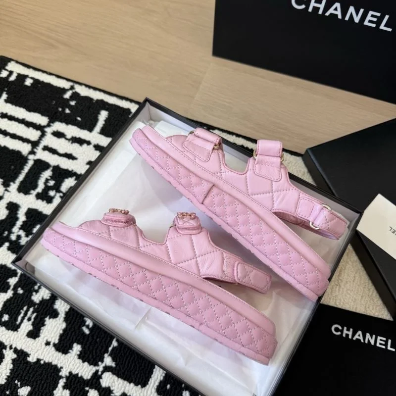 MoistureWicking Chanel Sandals 17889