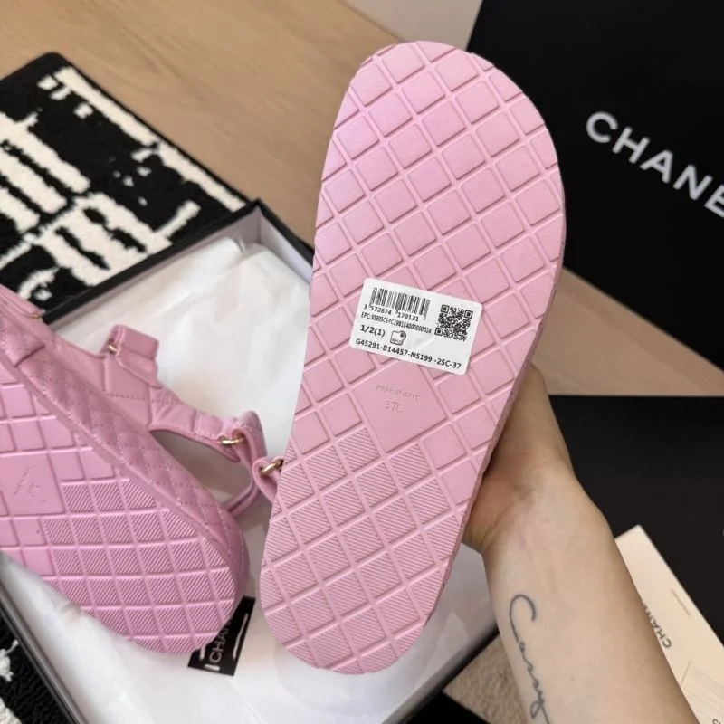 MoistureWicking Chanel Sandals 17889