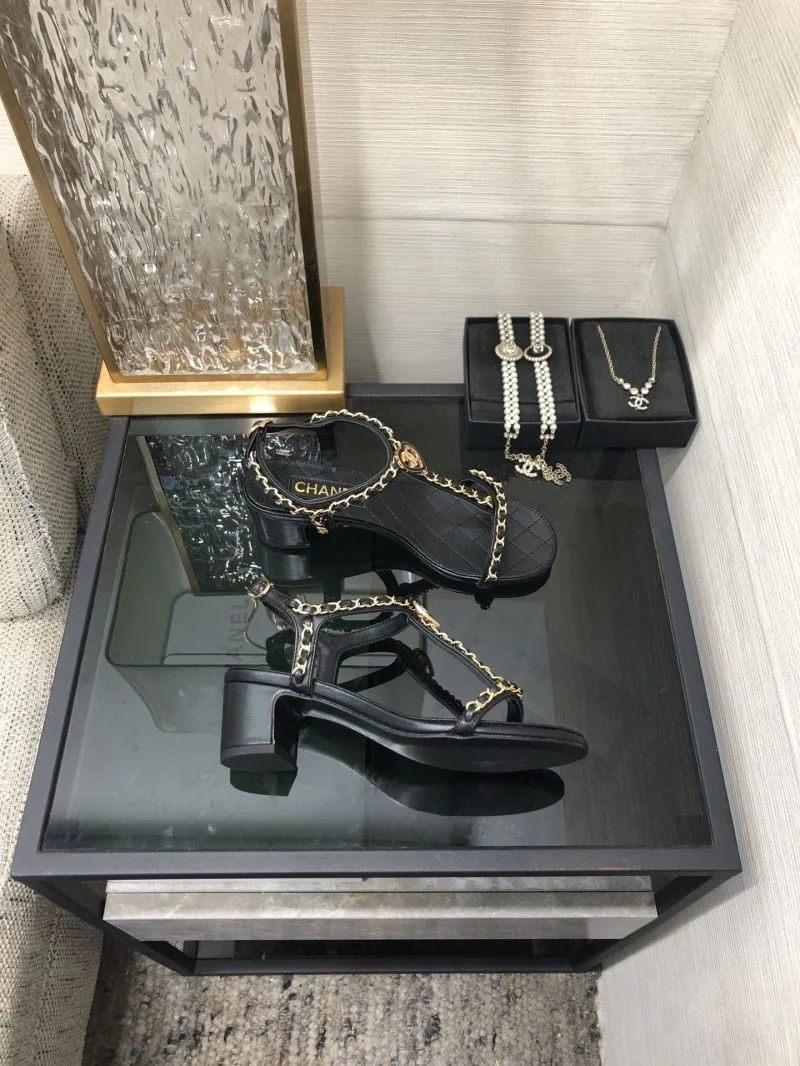 Unique Chanel Sandals 17815