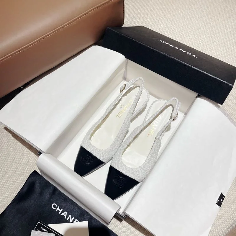 Functional Chanel Sandals 17763