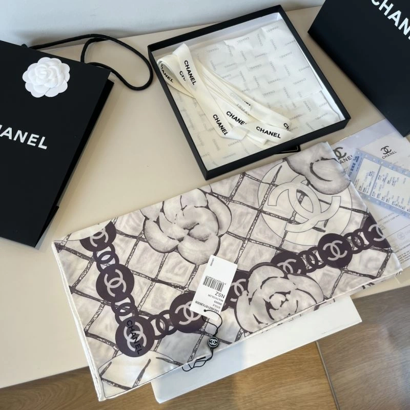 Chanel Scarf Vibrant 270835
