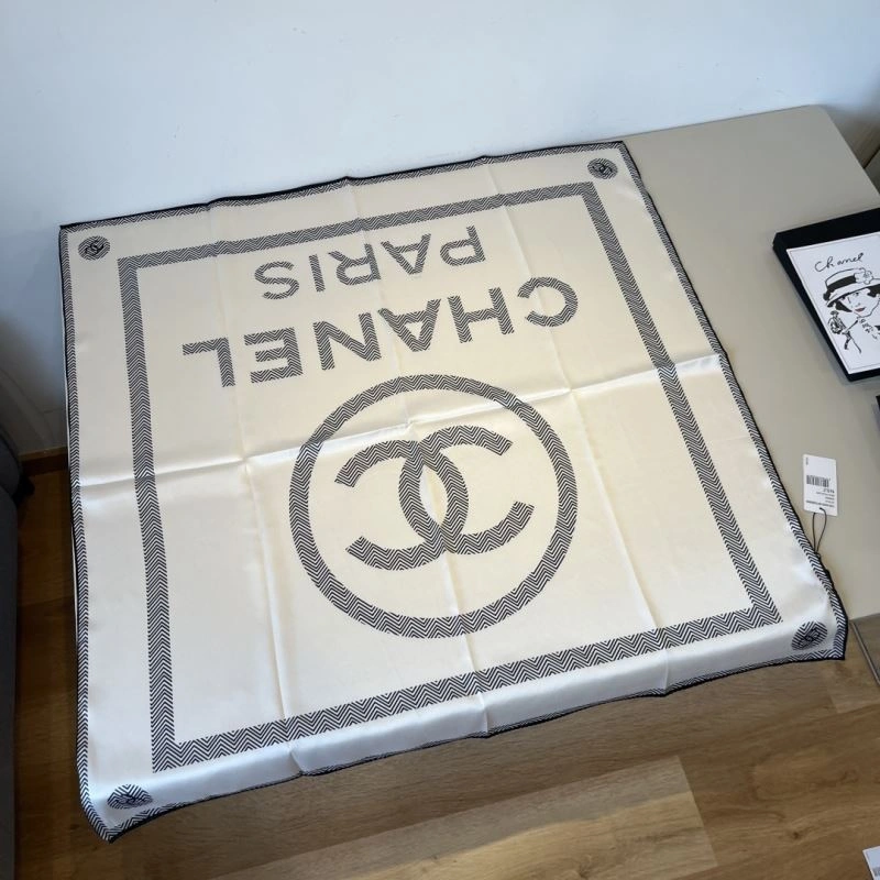 Cozy Chanel Scarf 270813