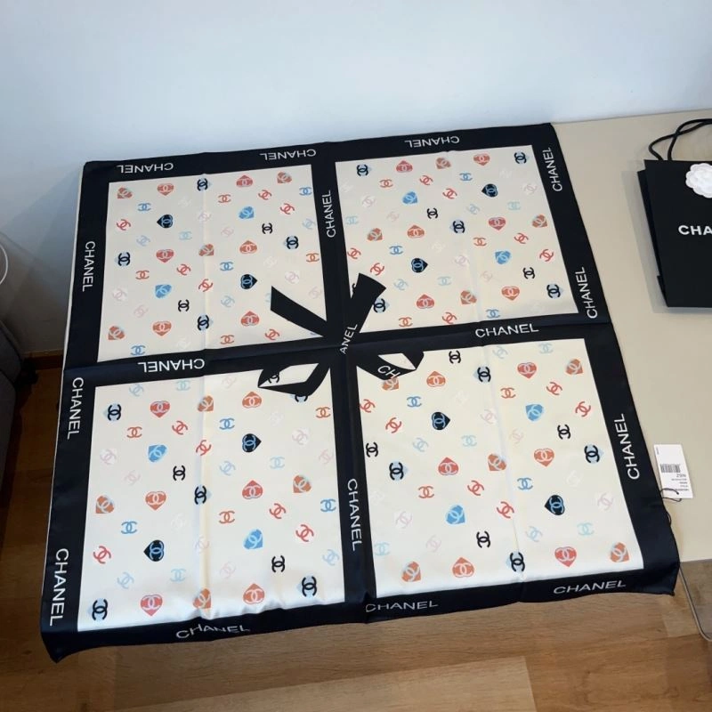 Chanel Scarf Lightweight 270789