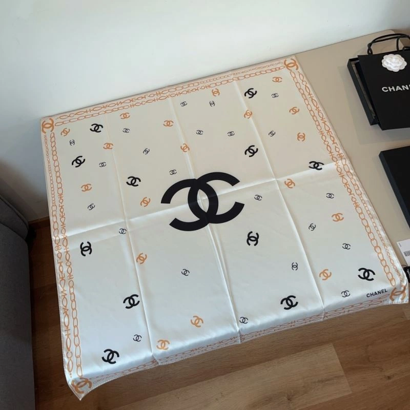 Sporty Chanel Scarf 270790