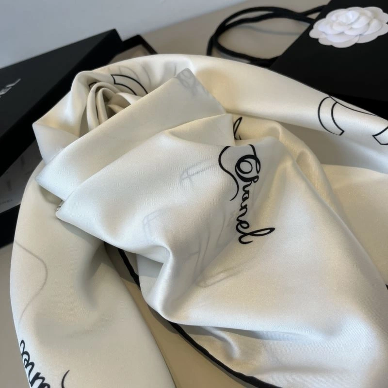 Chanel Scarf ModernLook 270794