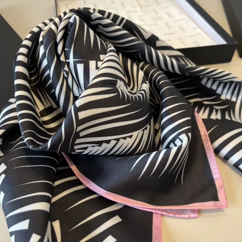 Chanel Scarf Unisex 270773