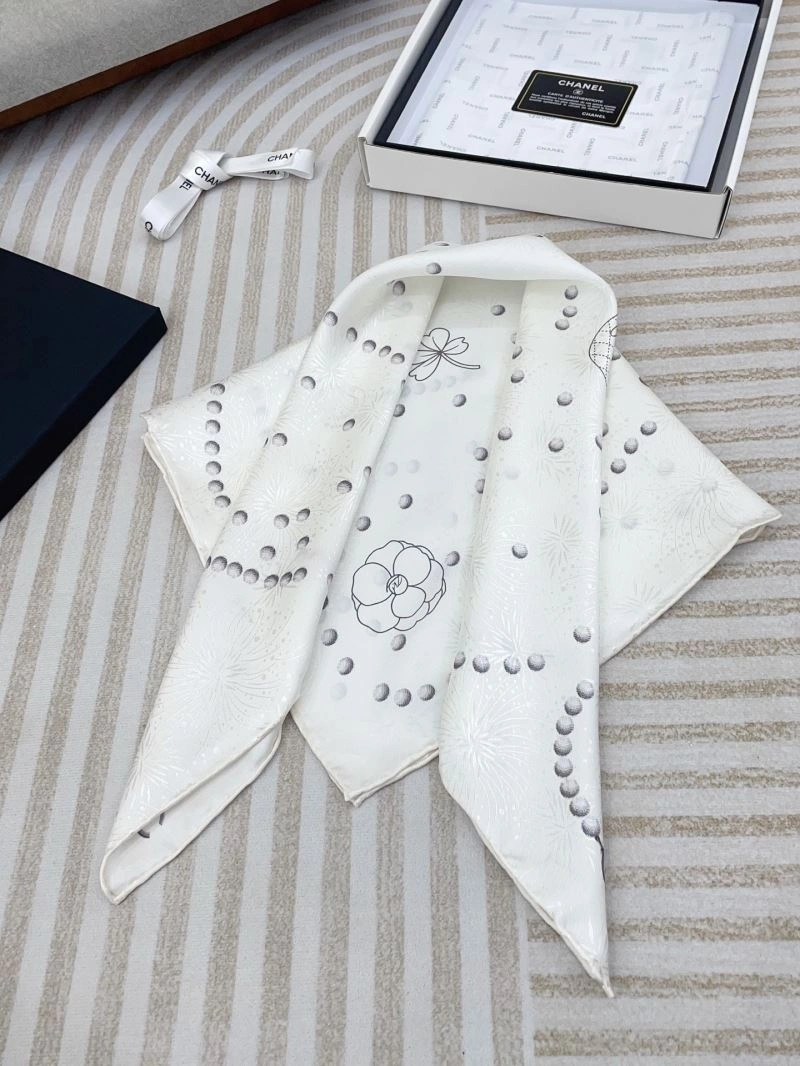 Bright Chanel Scarf 270770