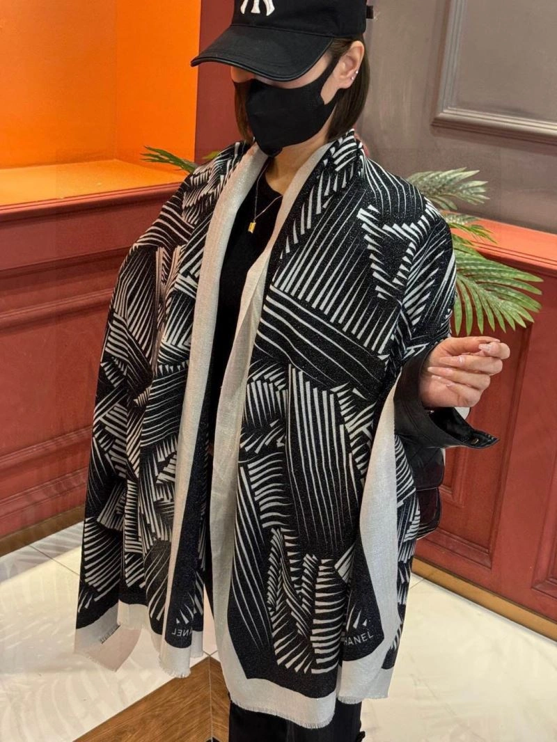 Functional Chanel Scarf 271305