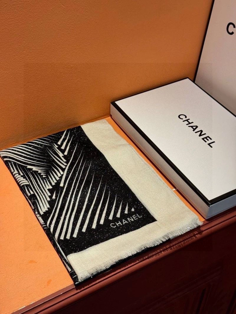 Functional Chanel Scarf 271305