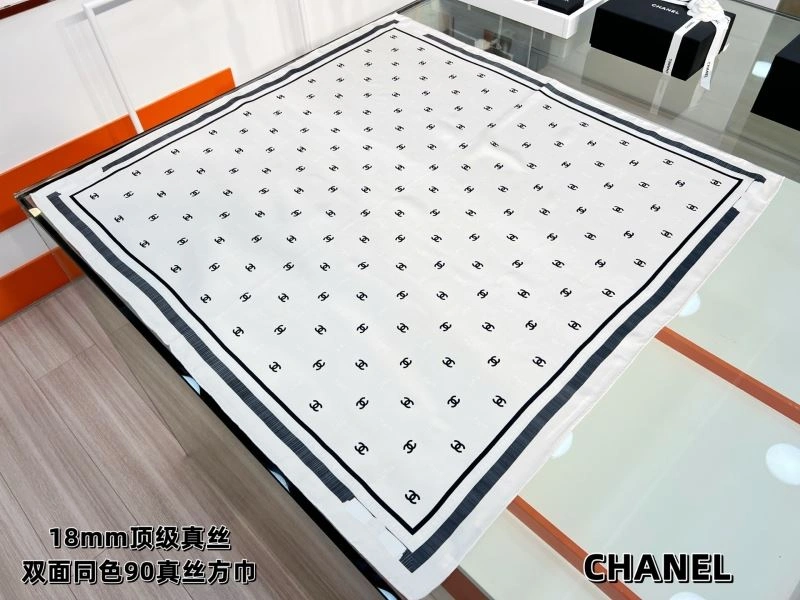 Chanel Scarf Functional 271278