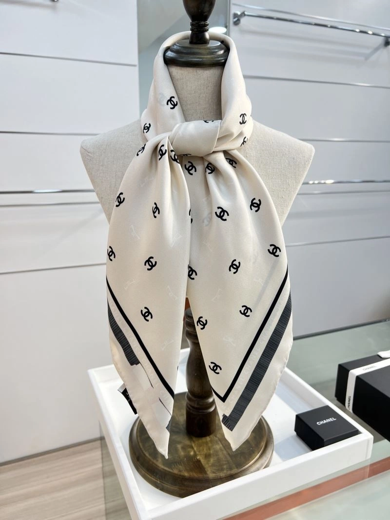 Chanel Scarf Functional 271278