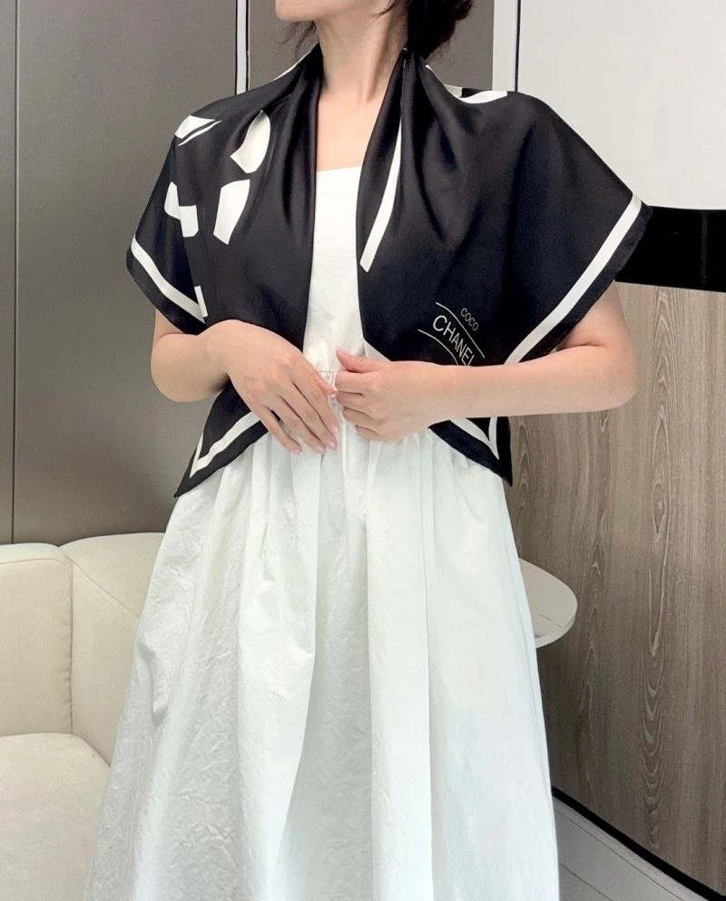 TechFriendly Chanel Scarf 271274